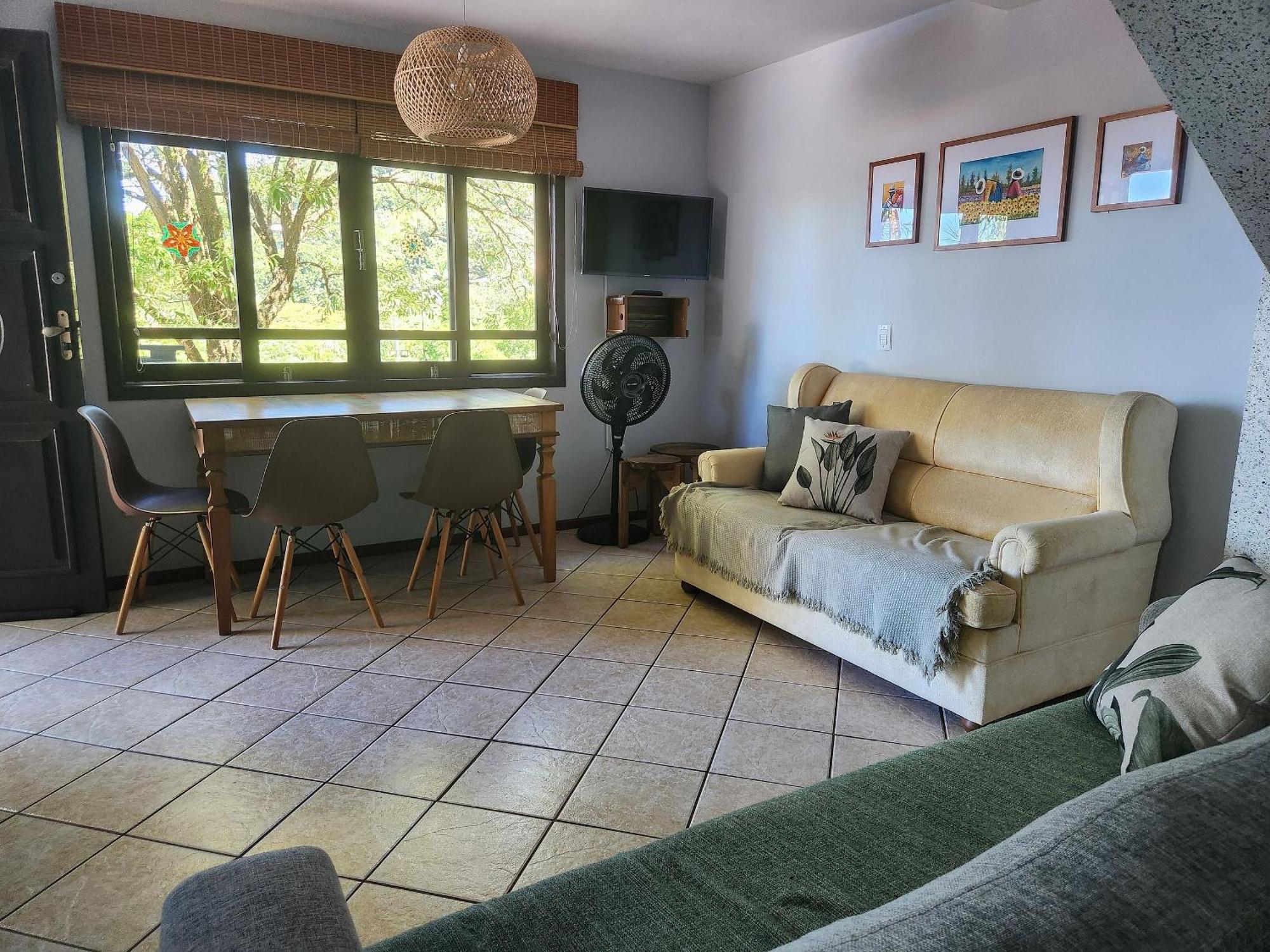 Casa C/ Piscina E 3 Quartos Em Floripa Stm0500